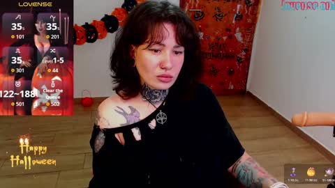 senorita_dakota online show from 10-18-25, 07:25
