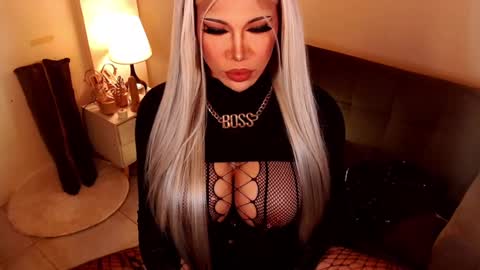 unstappable queen kate online show from 12-12-24, 12:16