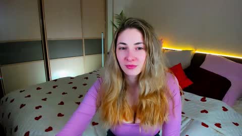 sensitiveheartt online show from 03-15-26, 07:31