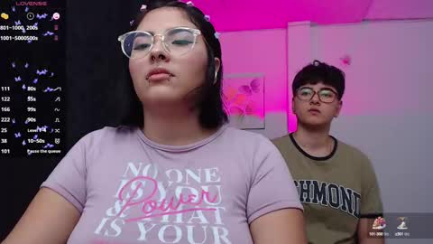 Snapshot of sensual_flame chatting on 12-14-24, 12:01 Camille and sophie online show from 12-14-24, 12:01