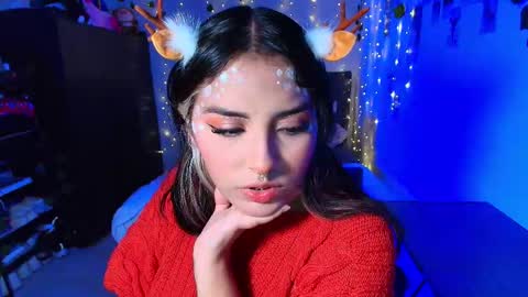 Snapshot of sensual_flame chatting on 12-21-25, 01:24 Camille and sophie online show from 12-21-25, 01:24