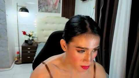 sensual_goergia online show from 10-04-25, 06:17