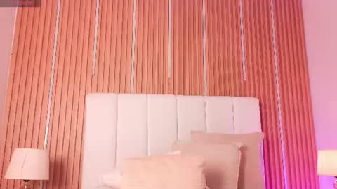 Sensual Kim77 online show from 06-27-26, 01:50