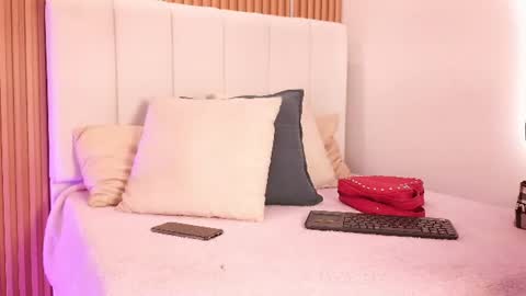 Sensual Kim77 online show from 07-14-26, 12:33