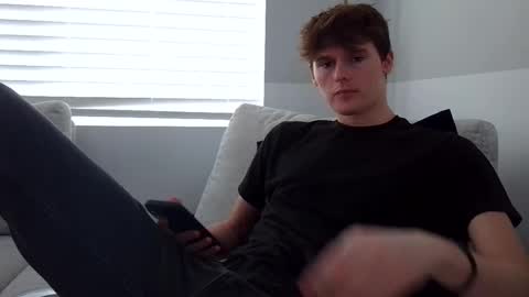 Cam online show from 12-08-24, 09:41