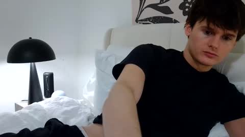 Cam online show from 11-21-25, 02:32