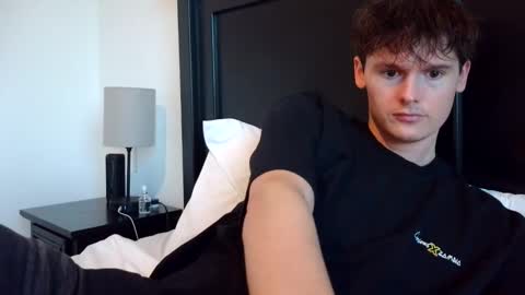 Cam online show from 04-28-26, 11:43