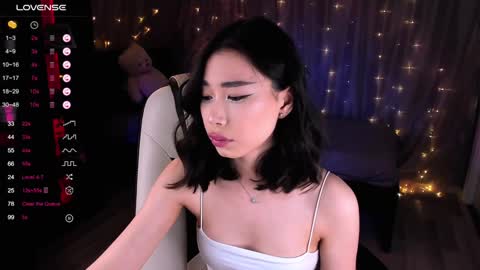 Snapshot of sensualily chatting on 01-18-25, 06:43 Kiki online show from 01-18-25, 06:43