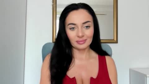 Snapshot of sensuallstella chatting on 06-16-26, 06:49 sensuallstella online show from 06-16-26, 06:49