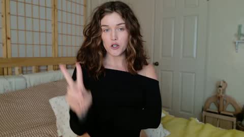Snapshot of sensually__active chatting on 05-15-26, 07:54 Julia online show from 05-15-26, 07:54