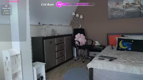 Snapshot of sensualwoman4u chatting on 07-12-26, 04:14 Tina online show from 07-12-26, 04:14