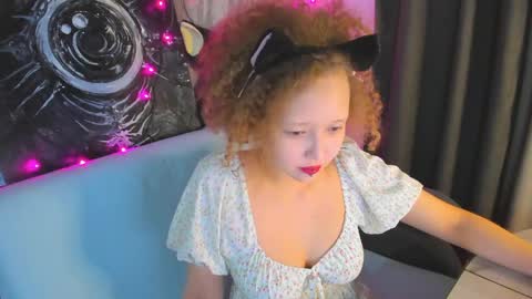 Snapshot of senya_sol chatting on 05-06-26, 10:26 senya_sol online show from 05-06-26, 10:26