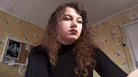 Snapshot of serafinayurick chatting on 02-01-26, 08:46 May online show from 02-01-26, 08:46