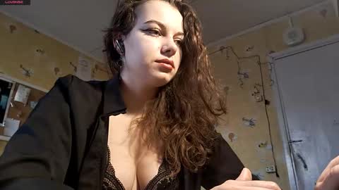 Snapshot of serafinayurick chatting on 02-13-26, 10:33 May online show from 02-13-26, 10:33