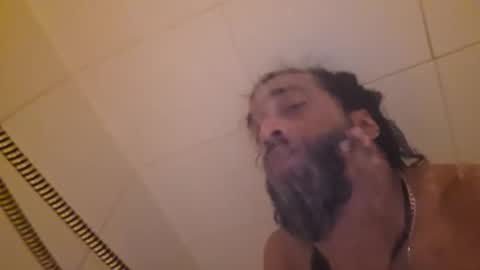 Snapshot of serani02 chatting on 04-20-26, 02:58 Serani online show from 04-20-26, 02:58