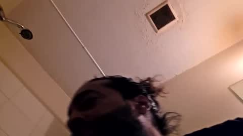 Snapshot of serani02 chatting on 04-30-26, 11:27 Serani online show from 04-30-26, 11:27