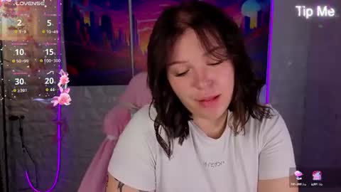 Lisa and Mona online show from 07-20-26, 11:51