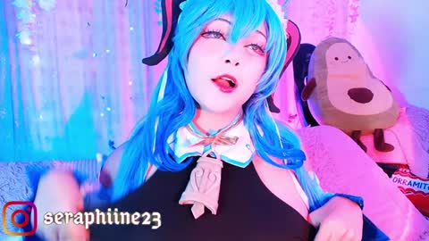 seraphine online show from 01-12-25, 02:19