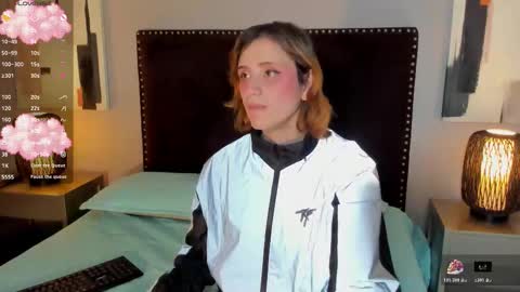 Seraphine star online show from 03-05-26, 03:13