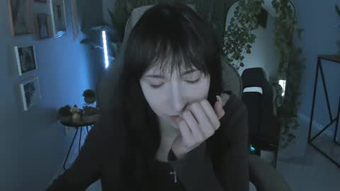 Snapshot of seraphinesparda chatting on 06-20-26, 12:41 Sera online show from 06-20-26, 12:41
