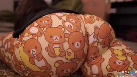 SeraReads online show from 02-18-25, 06:48