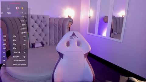 Snapshot of seren_bleck chatting on 02-28-25, 07:48 Seren Follow me online show from 02-28-25, 07:48