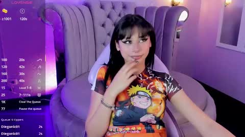 Snapshot of seren_bleck chatting on 03-04-25, 03:22 Seren Follow me online show from 03-04-25, 03:22