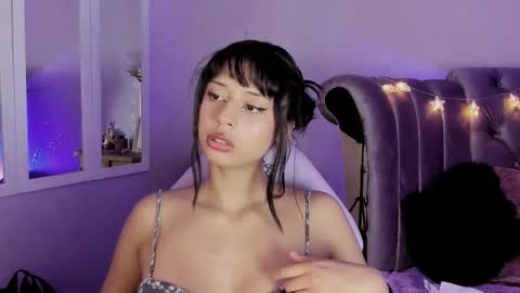 Snapshot of seren_bleck chatting on 10-09-25, 03:04 Seren Follow me online show from 10-09-25, 03:04