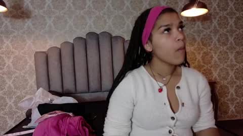 Snapshot of serena_sex31 chatting on 05-08-26, 11:48 Serena online show from 05-08-26, 11:48