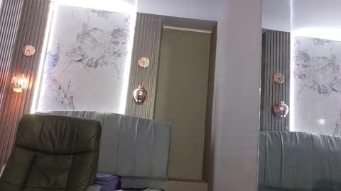 Snapshot of serena_sex31 chatting on 05-09-26, 11:37 Serena online show from 05-09-26, 11:37