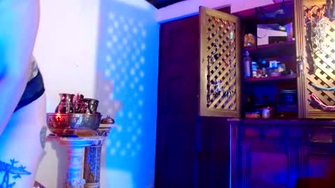 Serena Xyz online show from 11-03-25, 05:47