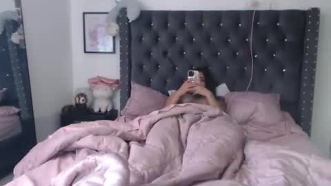 sararoussee online show from 02-09-25, 06:58