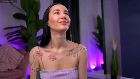 Serena online show from 11-22-25, 11:09