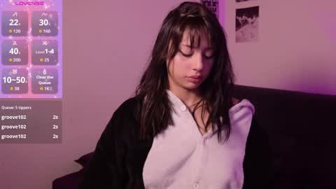 Snapshot of serenbleck chatting on 06-10-26, 10:36 Seren online show from 06-10-26, 10:36