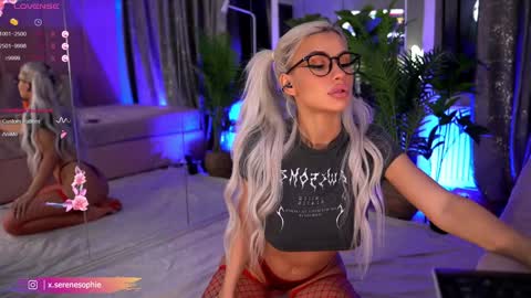Serene Sophiex online show from 01-29-25, 09:17