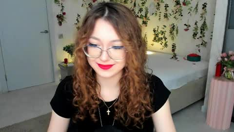 Ophelia online show from 04-13-26, 04:01