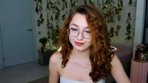 Snapshot of sereneflame chatting on 05-16-26, 10:01 Ophelia online show from 05-16-26, 10:01