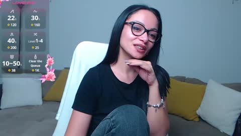 Snapshot of serenesophi chatting on 12-20-24, 03:58 SereneSophi online show from 12-20-24, 03:58