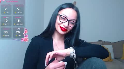 Snapshot of serenesophi chatting on 02-07-25, 07:40 SereneSophi online show from 02-07-25, 07:40