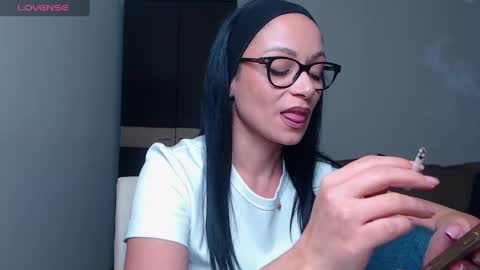 SereneSophi online show from 03-24-26, 09:03