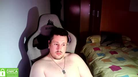 Snapshot of sergio95n chatting on 05-08-26, 11:43 Pollos online show from 05-08-26, 11:43