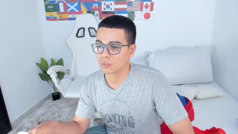 Snapshot of sergiocamiloa_30 chatting on 06-14-26, 11:18 jax fire online show from 06-14-26, 11:18