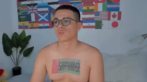 Snapshot of sergiocamiloa_30 chatting on 06-27-26, 10:37 jax fire online show from 06-27-26, 10:37