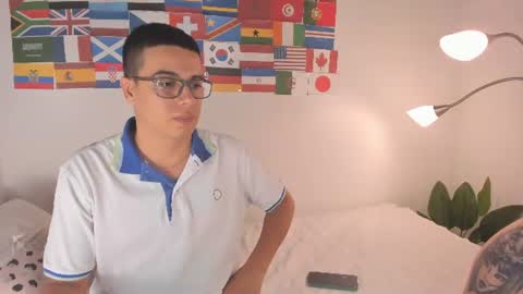 Snapshot of sergiocamiloa_30 chatting on 07-06-26, 10:45 jax fire online show from 07-06-26, 10:45
