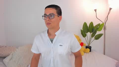 Snapshot of sergiocamiloa_30 chatting on 07-17-26, 09:30 jax fire online show from 07-17-26, 09:30