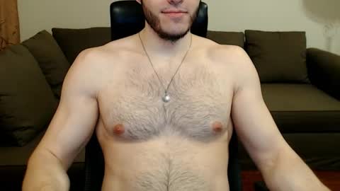 Snapshot of sergiotitan3271 chatting on 05-30-26, 06:05 Serg Superior online show from 05-30-26, 06:05