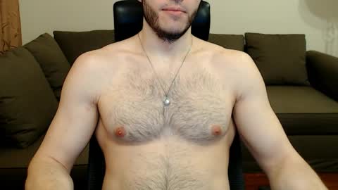 Snapshot of sergiotitan3271 chatting on 05-31-26, 04:25 Serg Superior online show from 05-31-26, 04:25