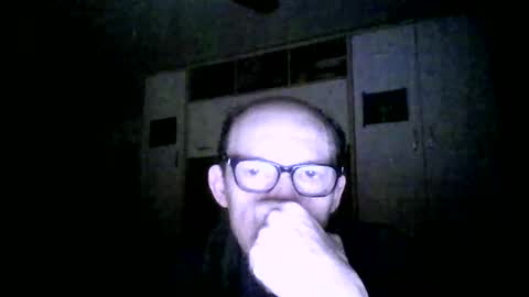 Snapshot of serrano49 chatting on 04-21-26, 02:26 serrano49 online show from 04-21-26, 02:26