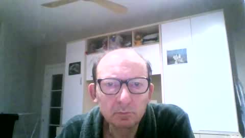 Snapshot of serrano49 chatting on 04-28-26, 01:37 serrano49 online show from 04-28-26, 01:37