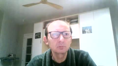 Snapshot of serrano49 chatting on 05-11-26, 01:00 serrano49 online show from 05-11-26, 01:00